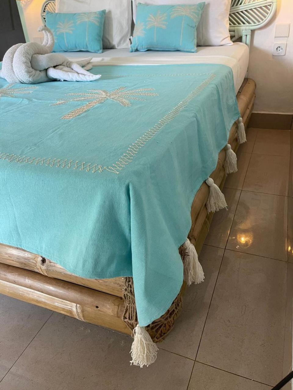 USHA HOTEL&BEACH CLUB Gili Air Dış mekan fotoğraf