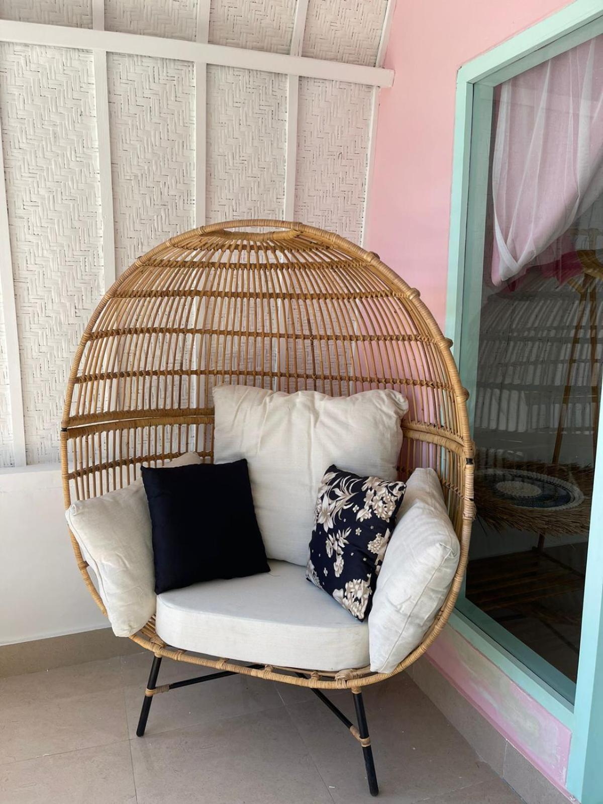 USHA HOTEL&BEACH CLUB Gili Air Dış mekan fotoğraf